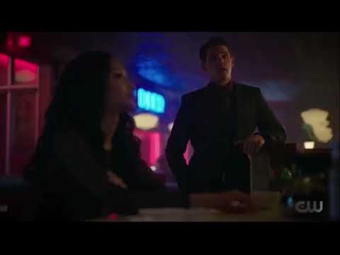Riverdale 5x18 Everyone come together at pops and Toni love Fangs.