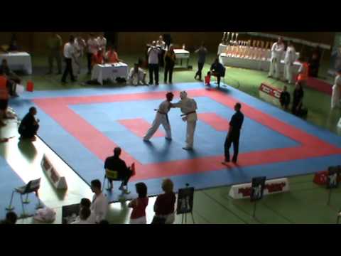 Austrian Open 2011 Mitchell de bont finale deel 1.MPG