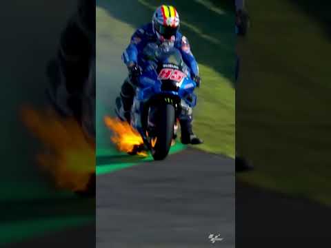 Tsuda’s GSX-RR’s gone into a fireball! 🔥 | 2022 #JapaneseGP