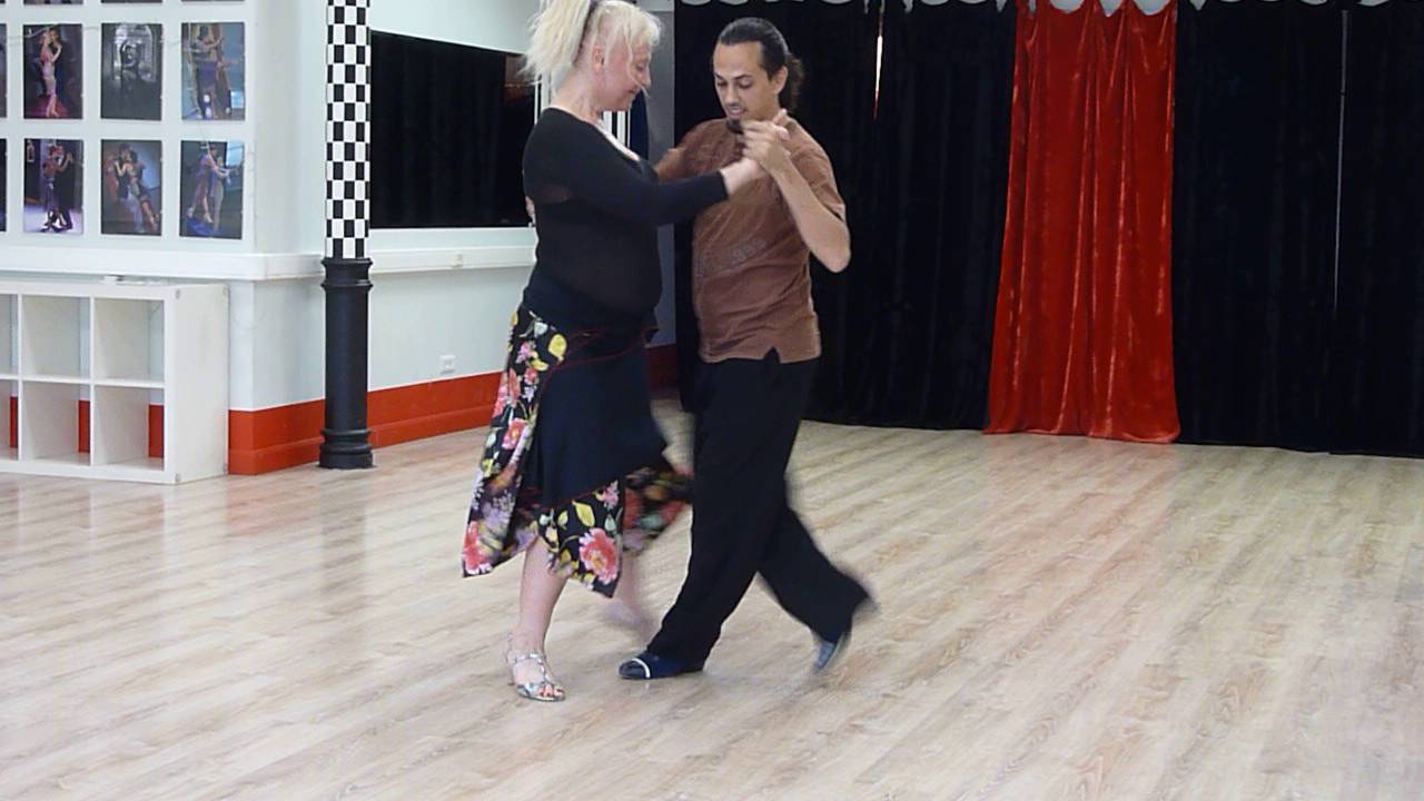 Juan Alba (BA) y Elvira Malishevskaya (SPb) - tango-vals 2
