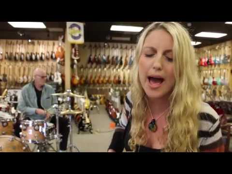 Katie Skene playing a 1958 Gibson Les Paul TV Special with John Molo on Drums