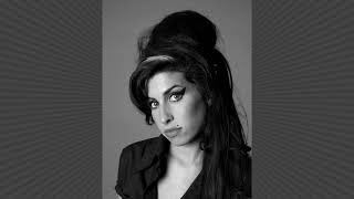 Amy Winehouse - Half Time