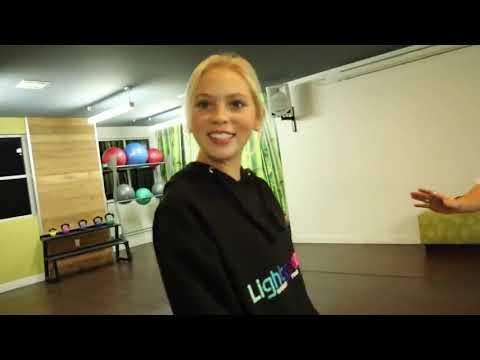 Jordan Beau! Girlfriend Teaches Me How To Dance Ft. Jordyn Jones!