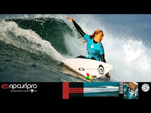 Moore vs. Van Dijk vs. Enright - Round Three, Heat 1 - Rip Curl Women's Pro Bells Beach 2018