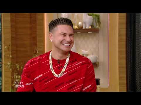 Pauly D Speaks to Mike "the Situation" Every Day Since He's Been in Prison