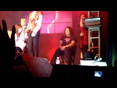 Nu'est in Brazil - A Scene Without You