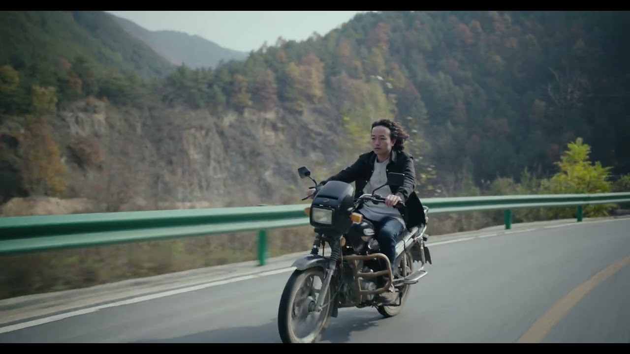 Clouds in the Wind  - TRAILER