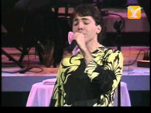 Cristian Castro, Volver a Amar , Festival de Viña 2002