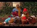 SESAME STREET OLD SCHOOL CLASSICS The Bears Big Bird Wants To Move