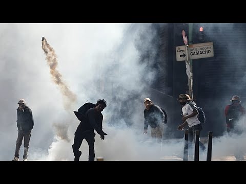Video Thumbnail: Protests erupt in La Paz over Bolivia's fuel subsidy cuts