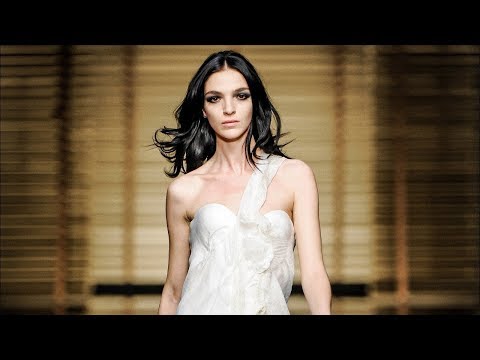 Mariacarla Boscono | RUNWAY COLLECTION
