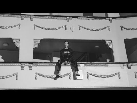 AKA (Cap.1) - YIH CAPSULE