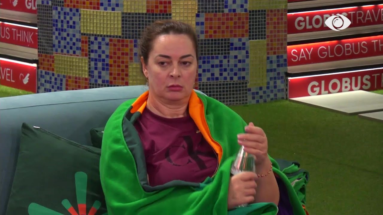 “Me bullizuesit nuk dua asnjë kafe”/ Julia për Eglën: Le të hajë majdanozin