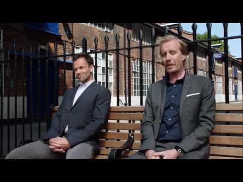 Elementary 2x01 - Mycroft blows up Sherlock's stuff