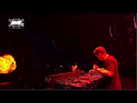 Hardwell Mashup Live at Amsterdam Music Festival 2016