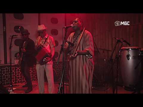 Bitori feat Chando Graciosa (Cabo Verde)