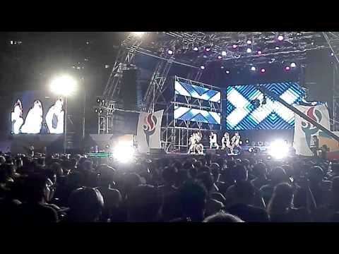 LUNA 루나 - Free Somebody - Taekwondo Peace Festival 2016 Seoul - 160904 - Fancam