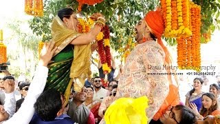 preview picture of video 'Wedding Best Moments of Gayu & Samu- Captured By Ranu Mistry (Vadodara)'