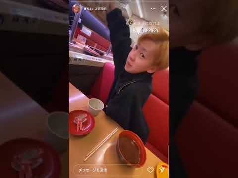 床に触れずに腹筋自転車を行う – その方法とよくある間違い