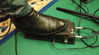 Video thumbnail for Extremely rare Electro-Harmonix Talking Pedal Speech Synthesizer 1980 by Enzo Boldrini