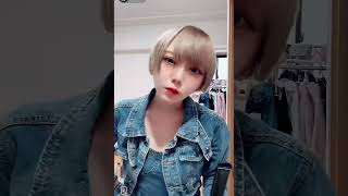 ［TikTokライブ］胸元の警戒を何処かに忘たお姉さん