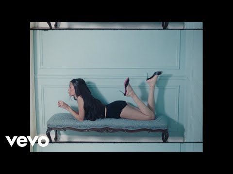 Madison Beer - healthy habit (Official Visualizer)