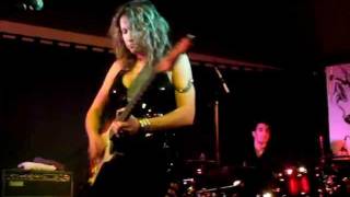 Ana Popovic &amp; Band live - &quot;Business as Usual&quot; + &quot;How&#39;d You Learn To Shake it Like That&quot;