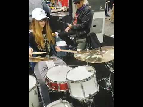 Yes Miscellany: 1/27/20 - Alan White Watching Kid Drummer Playing At NAMM