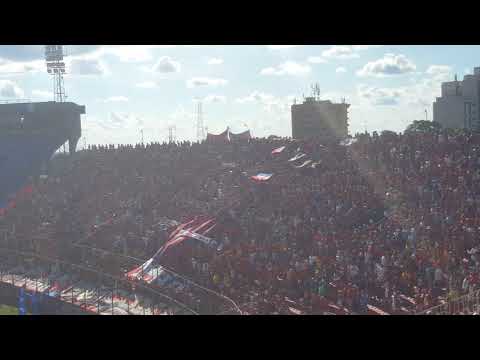 "Recibimiento de la hinchada de Cerro Porteño vs Olimpia" Barra: La Plaza y Comando • Club: Cerro Porteño