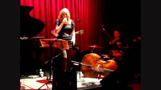 Lucy Woodward Singing Nina Simone&#39;s &#39;Be My Husband&#39;