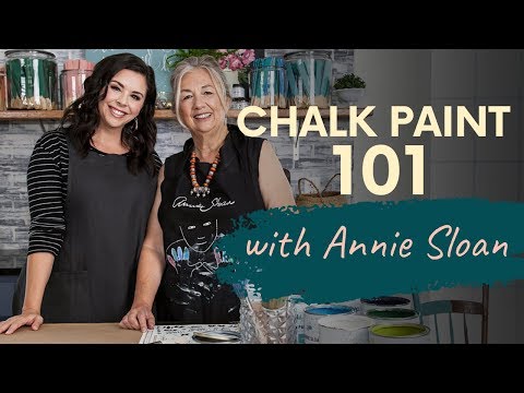 image-How many colors does Annie Sloan Paint have?