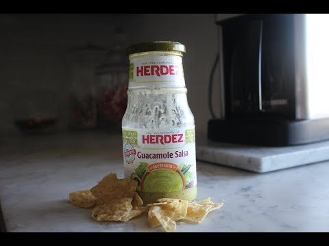 Herdez Guacamole Salsa Food Review.
