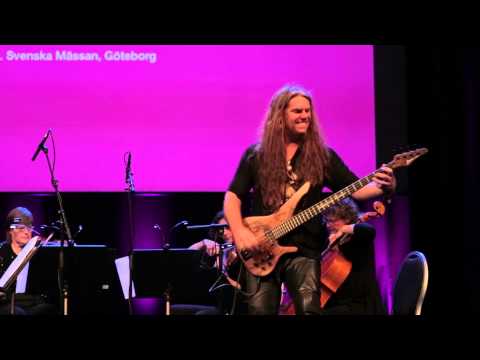 The bassplayer Magnus Rosén  played Purple Haze with Hvila Kvartetten