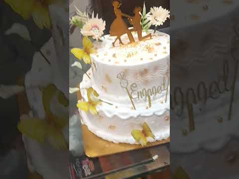 engangement cake