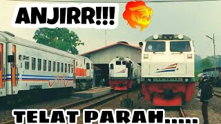 preview picture of video '[HD] TELAT PARAH!!! 3 Kereta Bertemu sekaligus di Stasiun Kalisat'