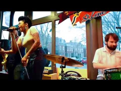 The Nikki Hill Band at the Blues City Deli - Ask Yourself
