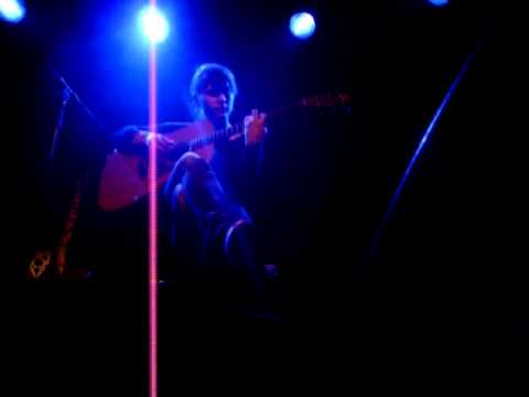 10/14 banter 'the sidewalk' + night after sidewalk - Kaki King (Live @ AB Brussels)