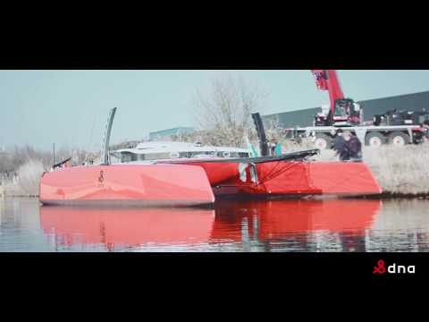 G4 foiling catamaran - First Splash