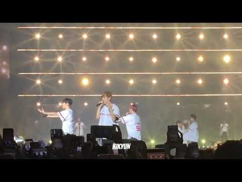 180805 WANNA-ONE WORLD TOUR ‘ONE:THE WORLD’ in BKK - Gold