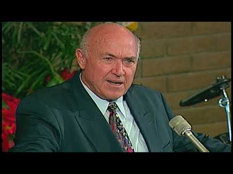 Pastor Chuck Smith --  Every Knee Shall Bow  Romans 14:10-12