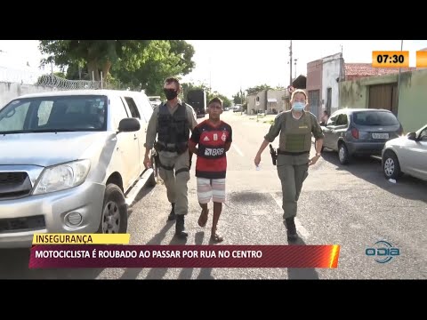 Motociclista é roubado ao passar por rua no Centro 18 03 2021