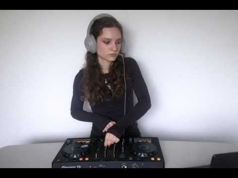 hard hypnotic techno set 🌀👁️‍🗨