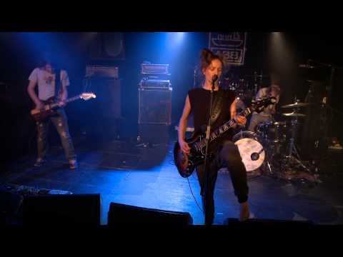 Az A38 Hajó színpadán: Hella Comet