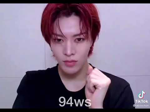 yuta joining the trend😭🤣