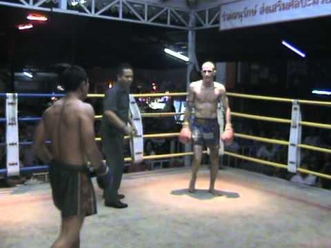 Hakan MoMo Cete vs Narongmai - Fight in Chiang Mai Round 4