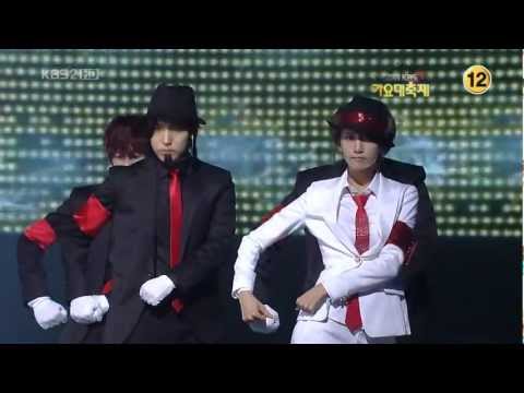★ 2009 | Super Junior, SHINee, SNSD - Smooth Criminal [SPECIAL STAGE]