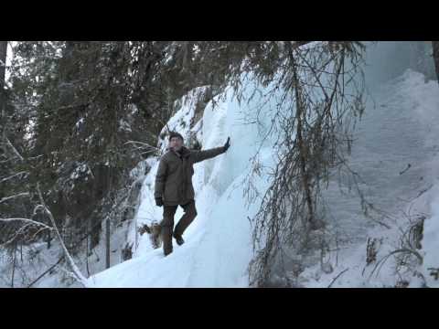 Suonenjoen Kurkivuoren  sininen jääputous ja rakoluola