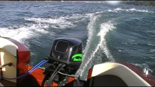 preview picture of video 'aquawatt Elektroboot Rivers and Tides BootOX'