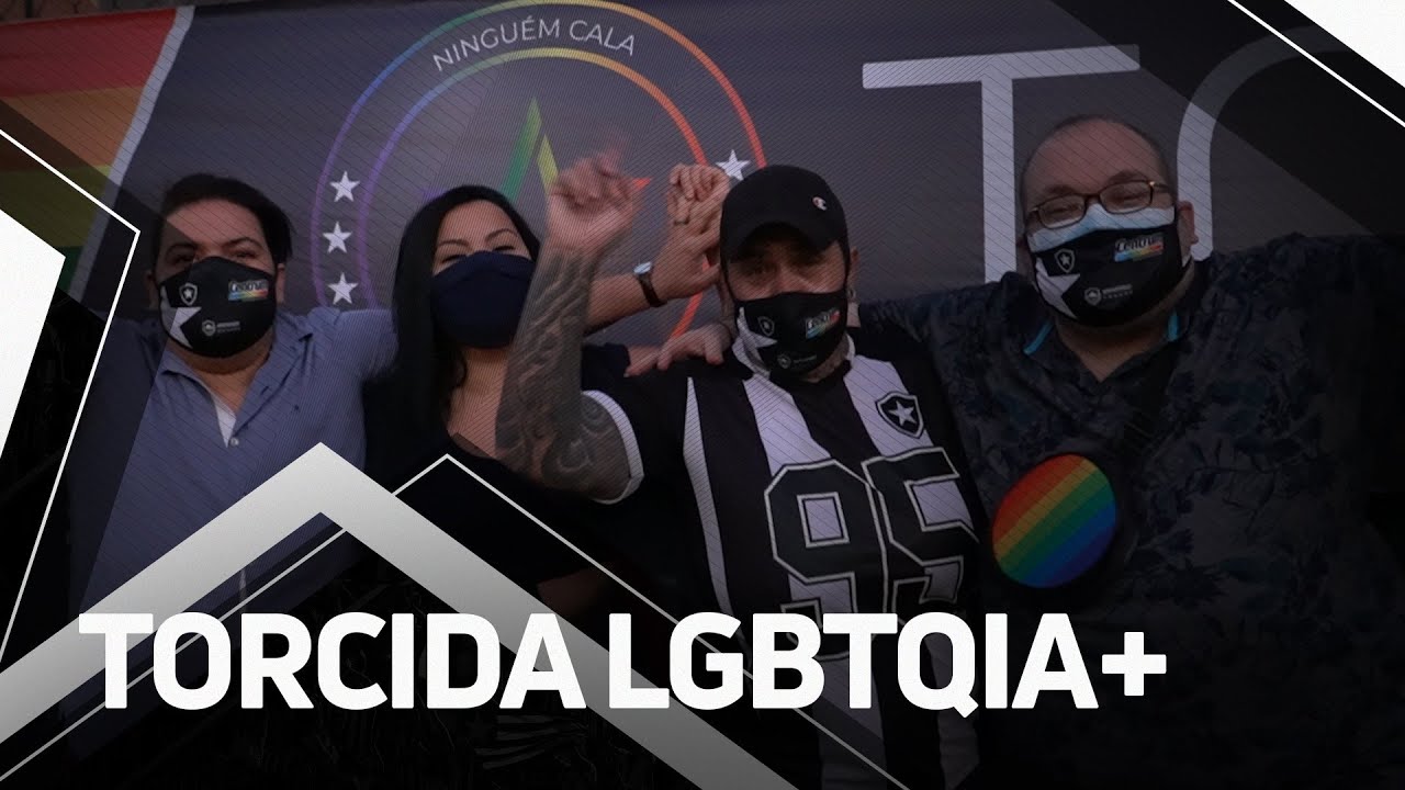 Torcida LGBTQIA+ do Botafogo vai a General Severiano e ganha faixa: ‘Respeito é uma moeda de troca’, diz fundador