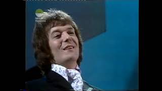 THE HOLLIES - He Ain&#39;t Heavy, He&#39;s My Brother  - 1969